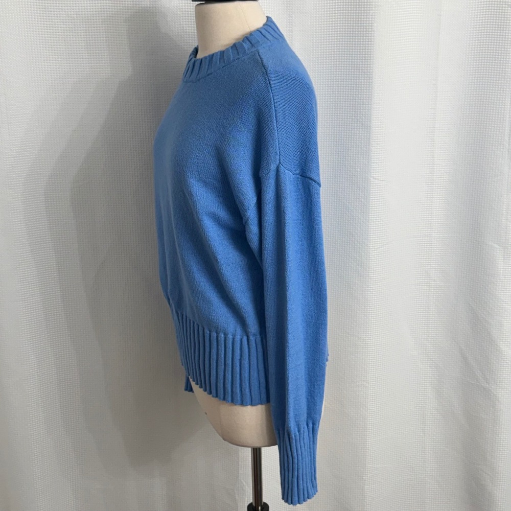 Gap Women's Long Sleeve Crewneck Pullover Sweater - Picture 4 of 7